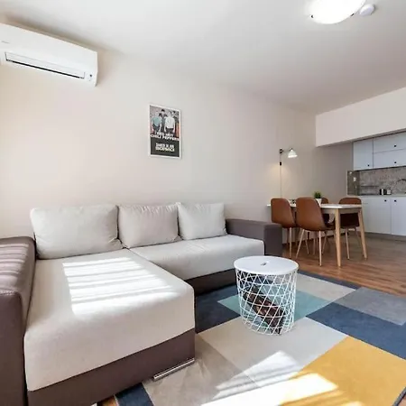 Apartment Kanchitos - 2bdr Spacious Place